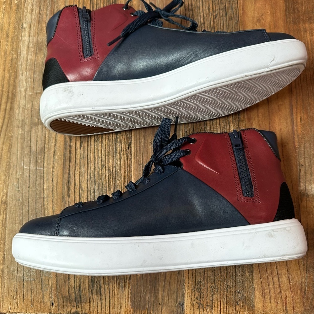 Under Armour Women Navy and Burgundy High-Top Sneakers - Picture 2 of 8